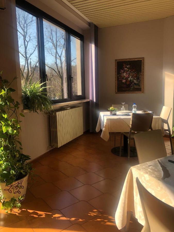 ברשה Albergo Casa Dell'Ospite מראה חיצוני תמונה